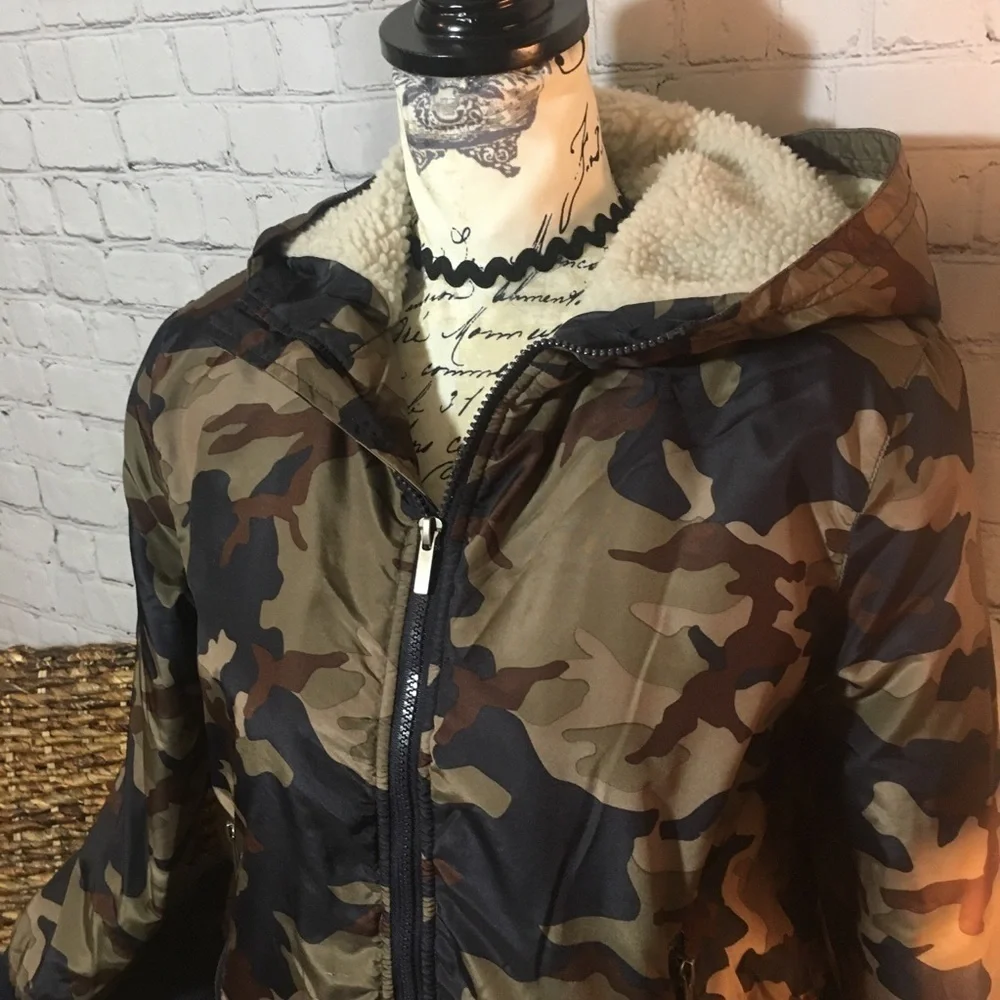 North Zone camouflage hooded zipper jacket